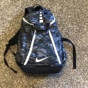 Nike Elite backpack with Quad Zip System